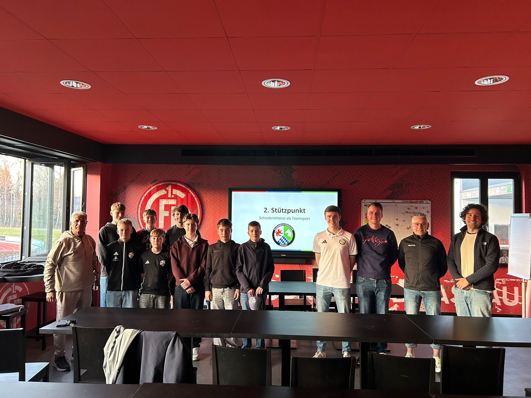 Assistentenschulung beim Landesligaderby